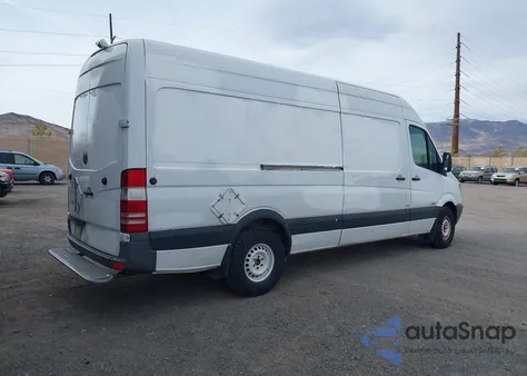 2011 Mercedes-Benz Sprinter 2500 High Roof from USA, damaged, VIN WD3PE8CB4B5595009